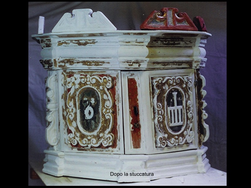 battistero ligneo policromo e dorato restauro